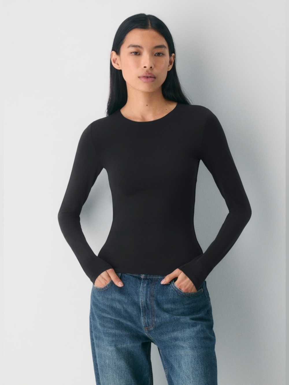 Aritzia Black Long-Sleeve Contour Tee